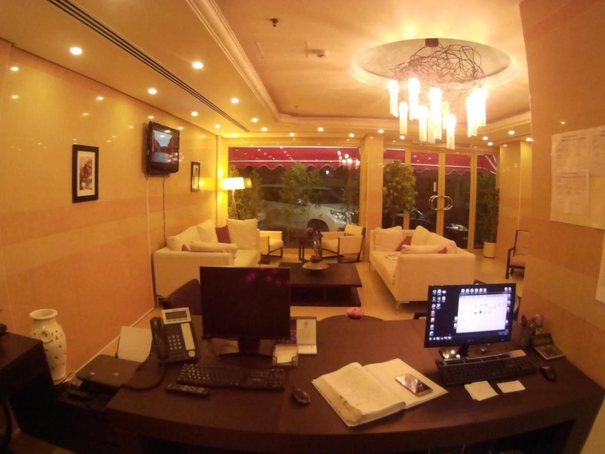 Wardah Hotel Apartments Sharjah Exterior foto